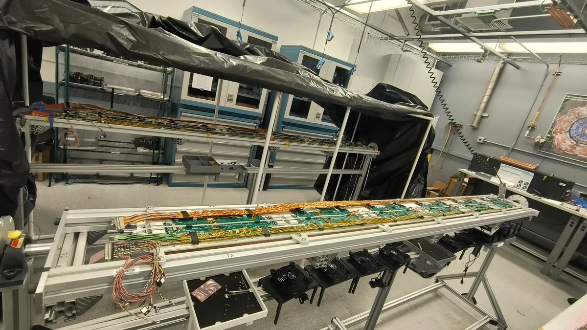 two fully cabled trays #picosecond <a href="/CMSExperiment/">CMS Experiment CERN</a> <a href="/Fermilab/">Fermilab</a> #CPTlabs <a href="/Caltech/">Caltech</a> <a href="/CERN/">CERN</a>