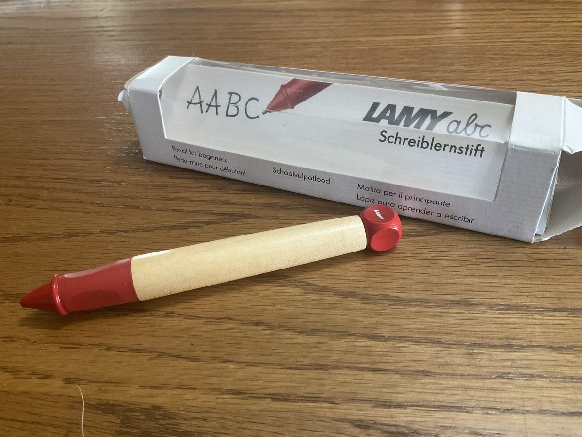 sbulthui's tweet photo. Mein neuer Schreiblernstift zum neuen Schuljahr.  #danke @LAMY LET‘S GO @RockValleyComm1 #10days https://t.co/zE3W9B0ZIb