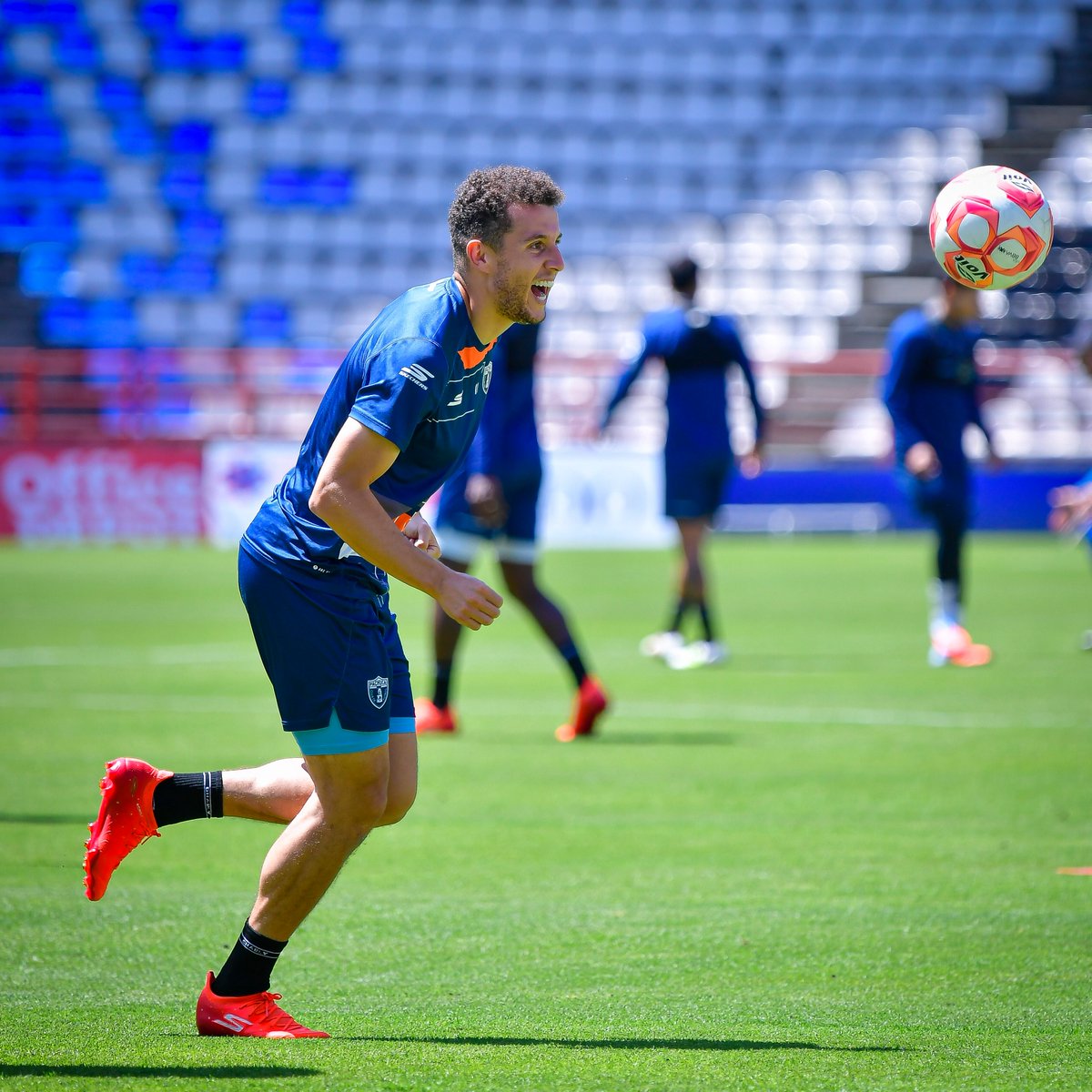 Tuzos's tweet photo. 😁⚽️1️⃣1️⃣ https://t.co/LrEXt4DRJy