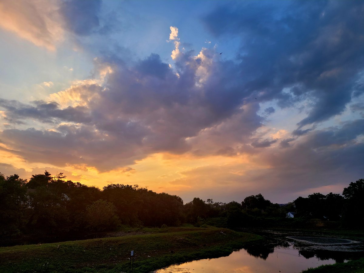 David Miller (@themilman) on Twitter photo If you're a fan of suffering and being sticky then today was 10/10. At least we got a nice sunset. <a href="/capitalweather/">Capital Weather Gang</a> If you're a fan of suffering and being sticky then today was 10/10. At least we got a nice sunset. <a href="/capitalweather/">Capital Weather Gang</a>