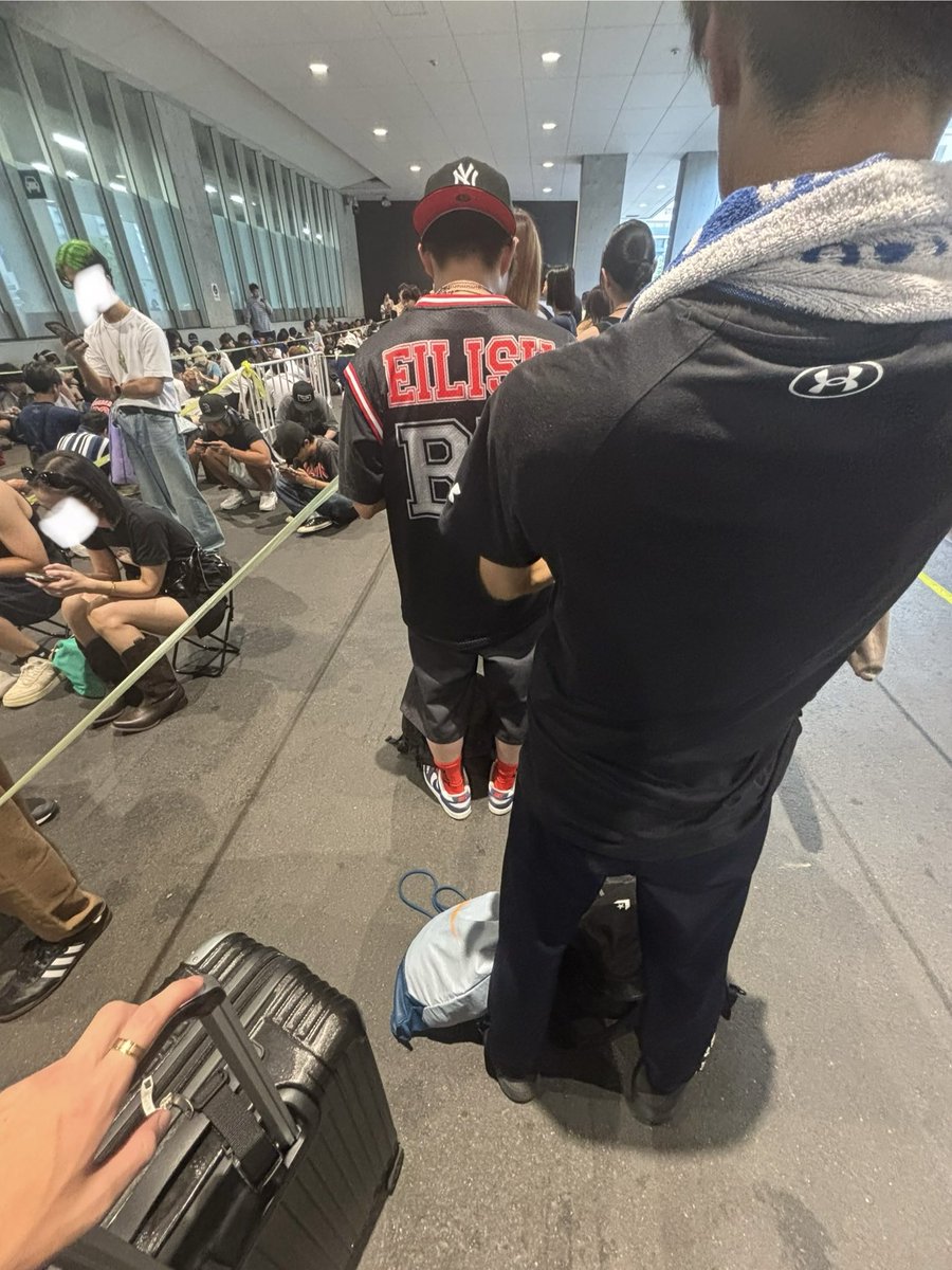 ビリーのグッズ販売1時間前でこれ😇