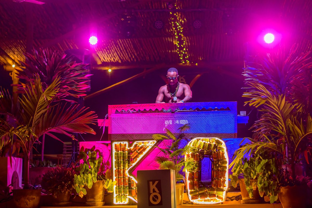 shangatatu's tweet photo. Happy #JTTB day @Beneathebaobabs
A great weekend to groove under the Kilifi baobabs.
Karibuni KiliforniaποΈ https://t.co/Wec5wuxN7S