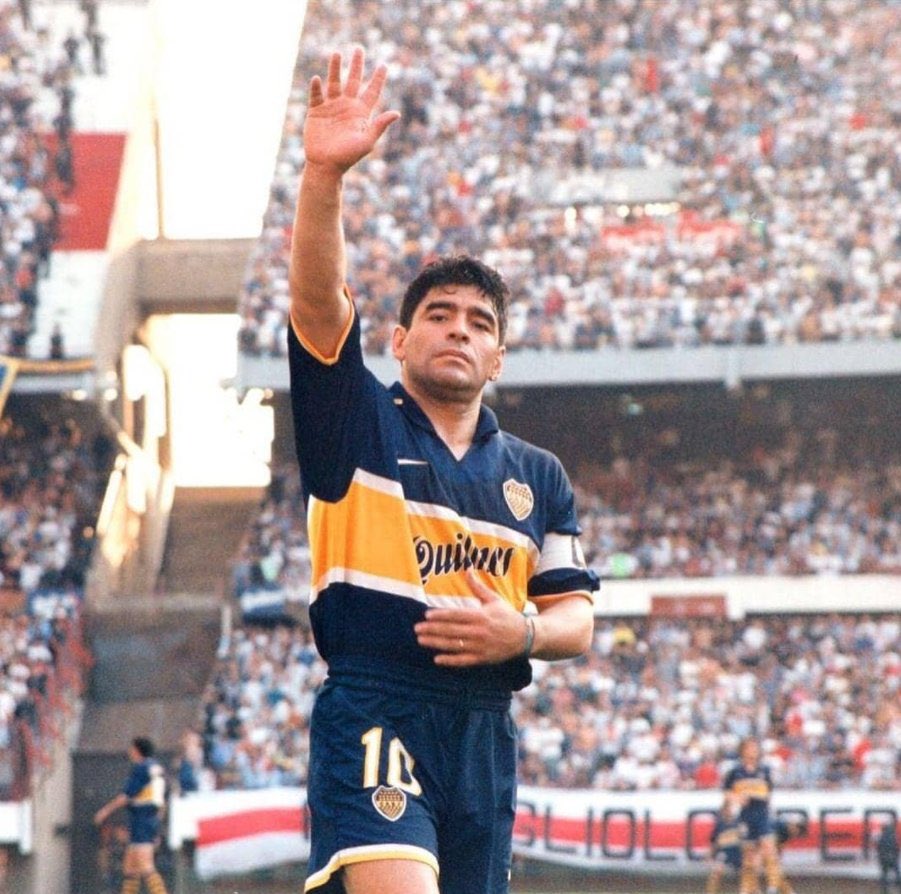Te extraño pelusa!
Imagínate que tu último partido sea ganandole a las gallinas en su casa