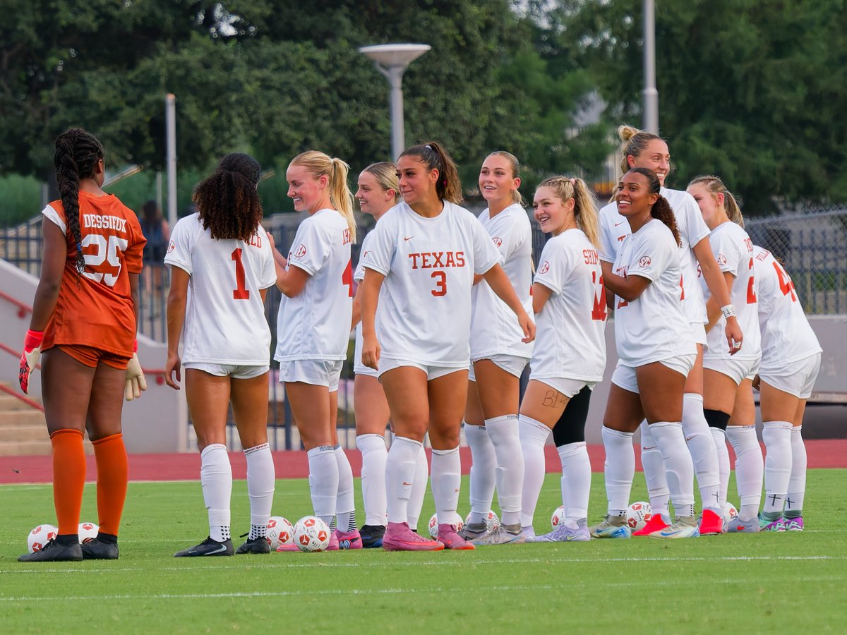 dientetex's tweet photo. @TexasSoccer vs @NSUDemonsSOC Northwestern State prevails 3-2.  More match pics: https://t.co/sHwtBdfwZE    #HookEm #RunWithTexas https://t.co/Ebnma2kq4W
