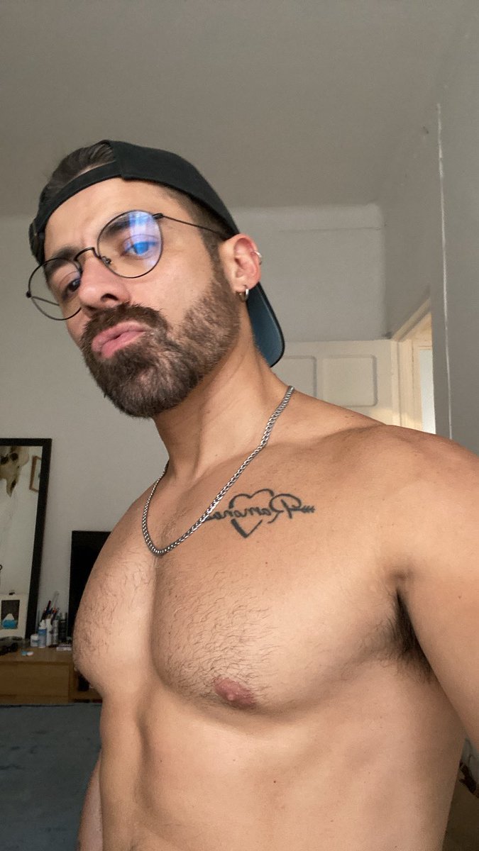 mauzch's tweet image. ( •̯́ ₃ •̯̀)