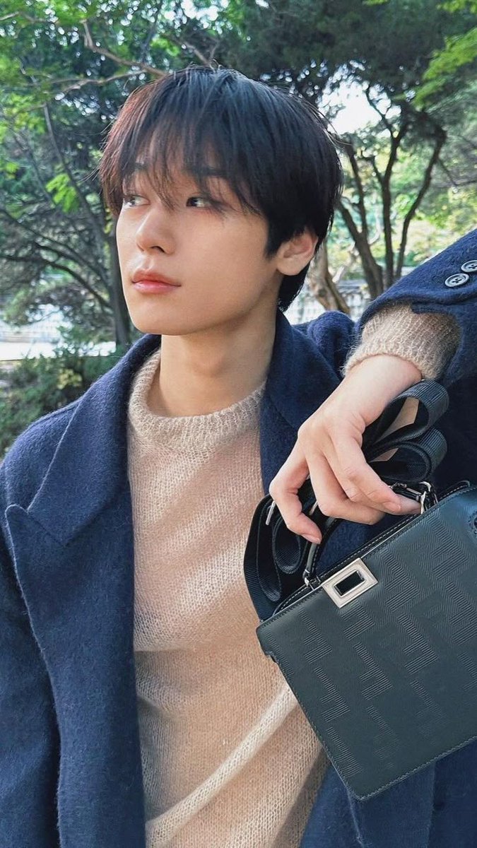 Juy. (@jucyeontbz) on Twitter photo 