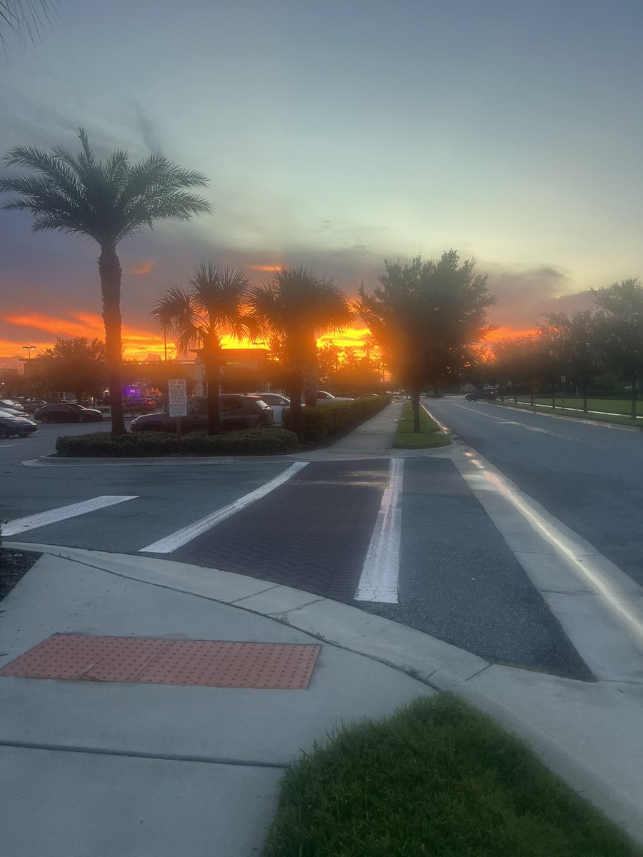 I really be smoking at the right place and right time i love my mexican life