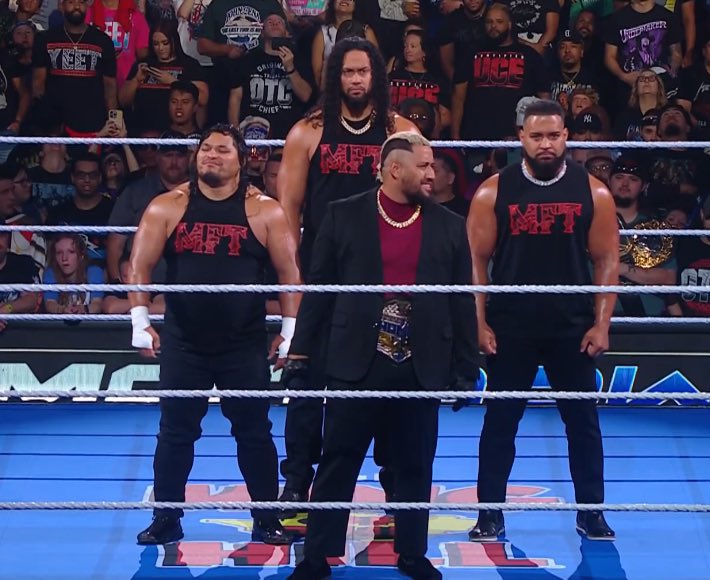 PublicEnemiesHQ's tweet photo. King of The Hill logo in the middle of the ring 😭😭 The mat is sacred once again #SmackDown https://t.co/JJ8MrmJGkl