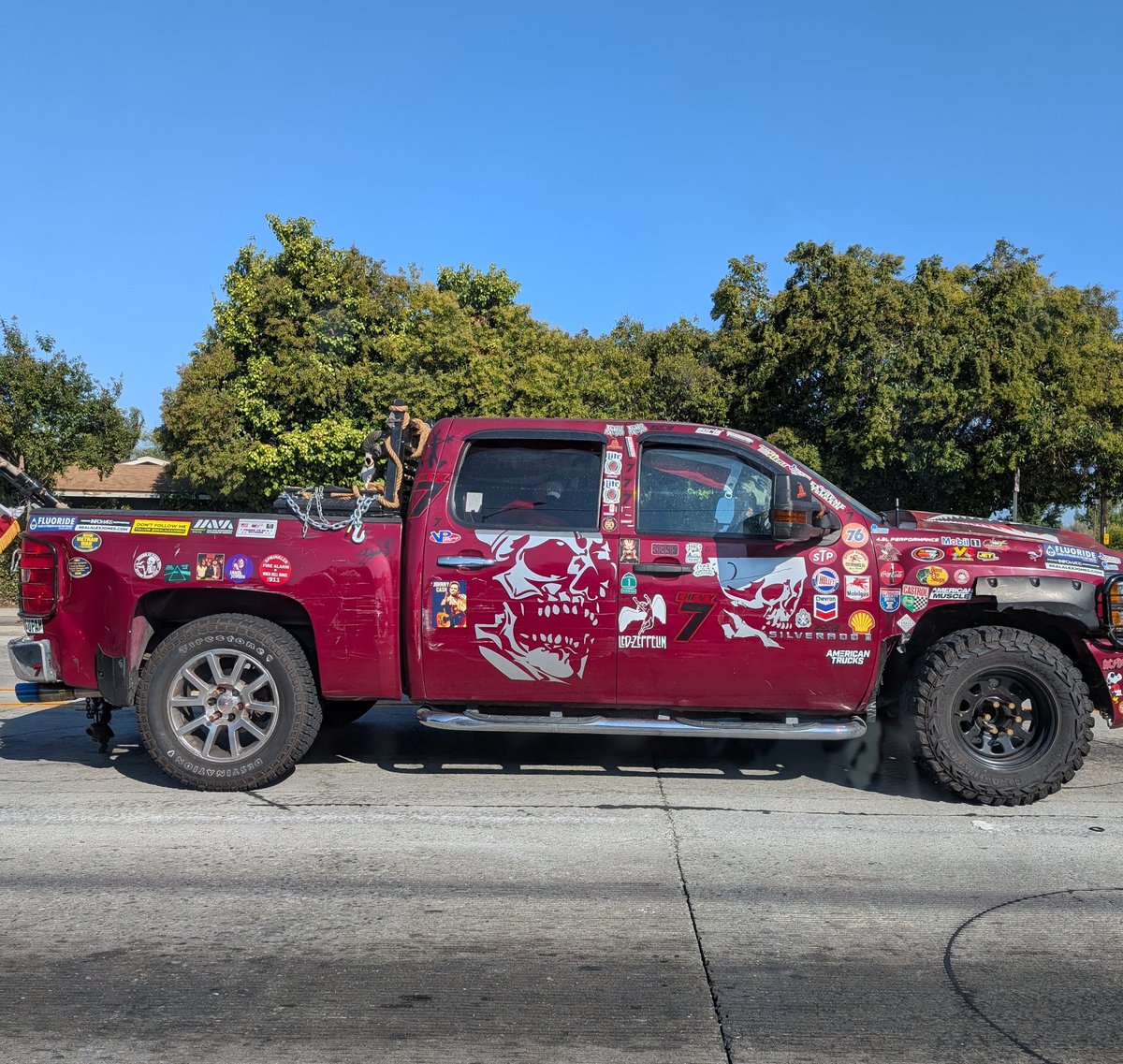 mindtheimage's tweet photo. Say you wanna get pulled over by the nearest LA County Sheriff without saying you wanna get pulled over by the nearest LA County Sheriff. #ledzeppelin #weed #millerlight #snoopy #alexjones #skulls #flouride #chevron #stp #ACDC #dontfollowme https://t.co/dA0wEcMZzT