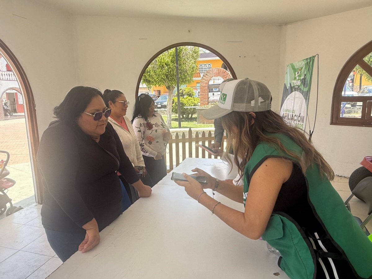 Rodrigo Durán (@rodrigo_duranh) on Twitter photo En San Jerónimo Tecuanipan se sumaron nuevos corazones al <a href="/PVEM_Puebla/">Partido Verde Puebla</a> 👏🏻
Agradecemos las atenciones y el respaldo del presidente municipal Maximo Aponte y de Felipe Aponte, siempre comprometidos con su gente y con el futuro de la comunidad. 💚
#PartidoVerde #FamiliaVerde En San Jerónimo Tecuanipan se sumaron nuevos corazones al <a href="/PVEM_Puebla/">Partido Verde Puebla</a> 👏🏻
Agradecemos las atenciones y el respaldo del presidente municipal Maximo Aponte y de Felipe Aponte, siempre comprometidos con su gente y con el futuro de la comunidad. 💚
#PartidoVerde #FamiliaVerde