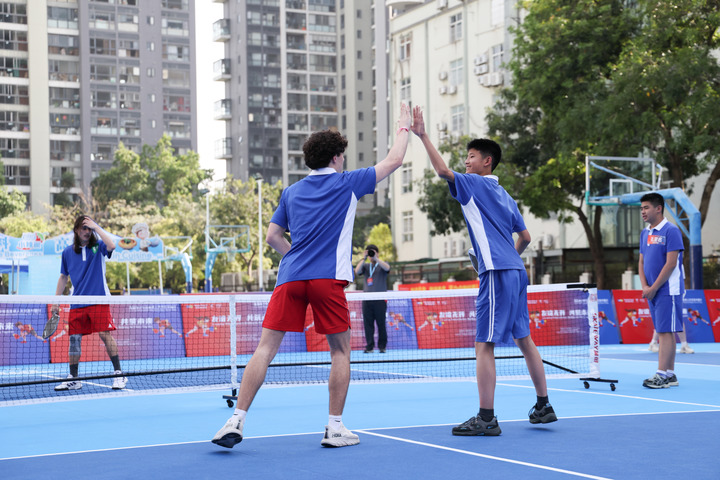 AmbXieFeng's tweet photo. Many of the young ambassadors described their China trip as “life-changing”, “once-in-a-lifetime” and even “monumental”. During the trip, they experienced Chinese culture firsthand, and forged deep friendship on and off the court. President Xi Jinping personally congratulated them on the successful visit and expressed his delight to see pickleball becoming a new bond for China-US youth exchanges, making the journey even more unforgettable. I believe all those memories created will stay with the young ambassadors forever, and I can’t wait to see how the seeds of friendship sown will grow into lifelong bonds.
