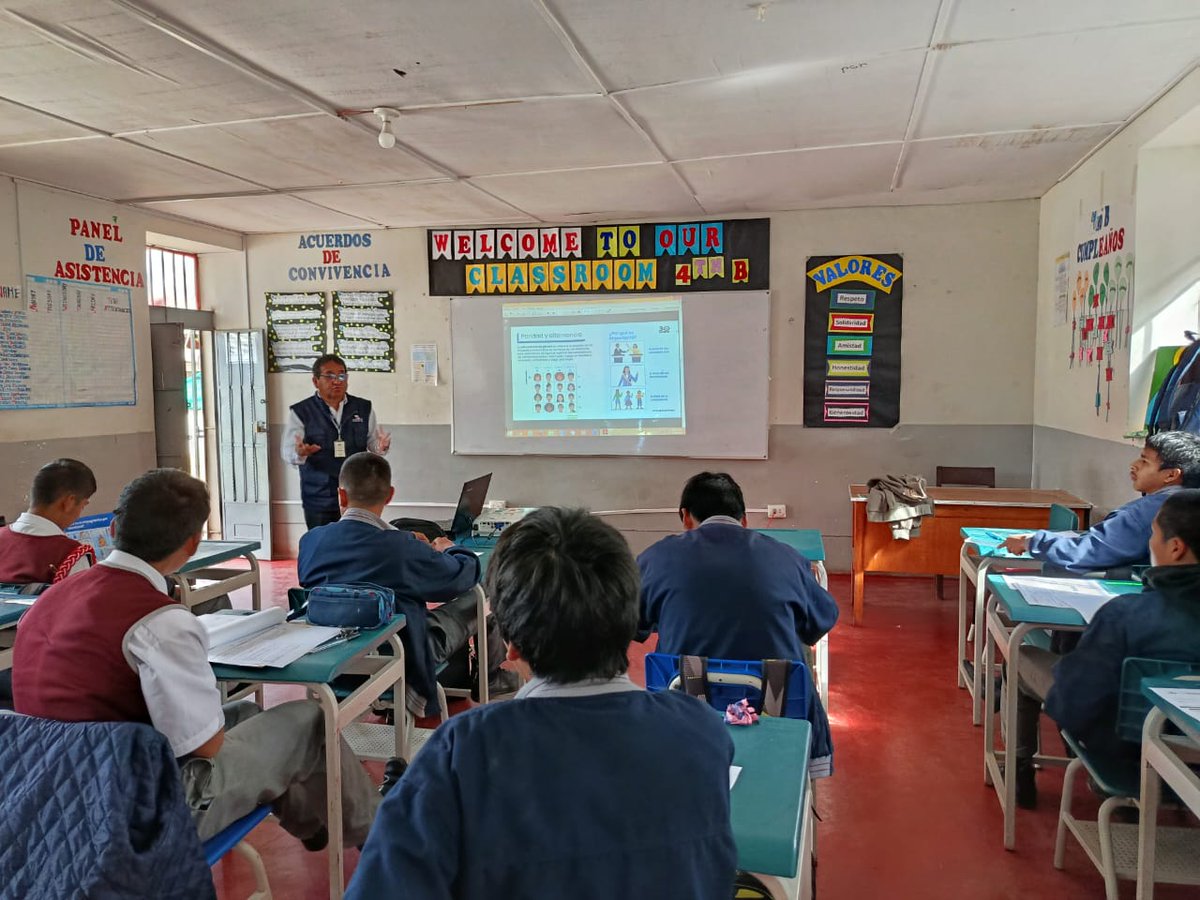 ONPEenRegiones | Nuestra #ORCAbancay realizó una sesión educativa  presencial a estudiantes del cuarto de secundaria del colegio San Francisco  Solano sobre la importancia del voto.