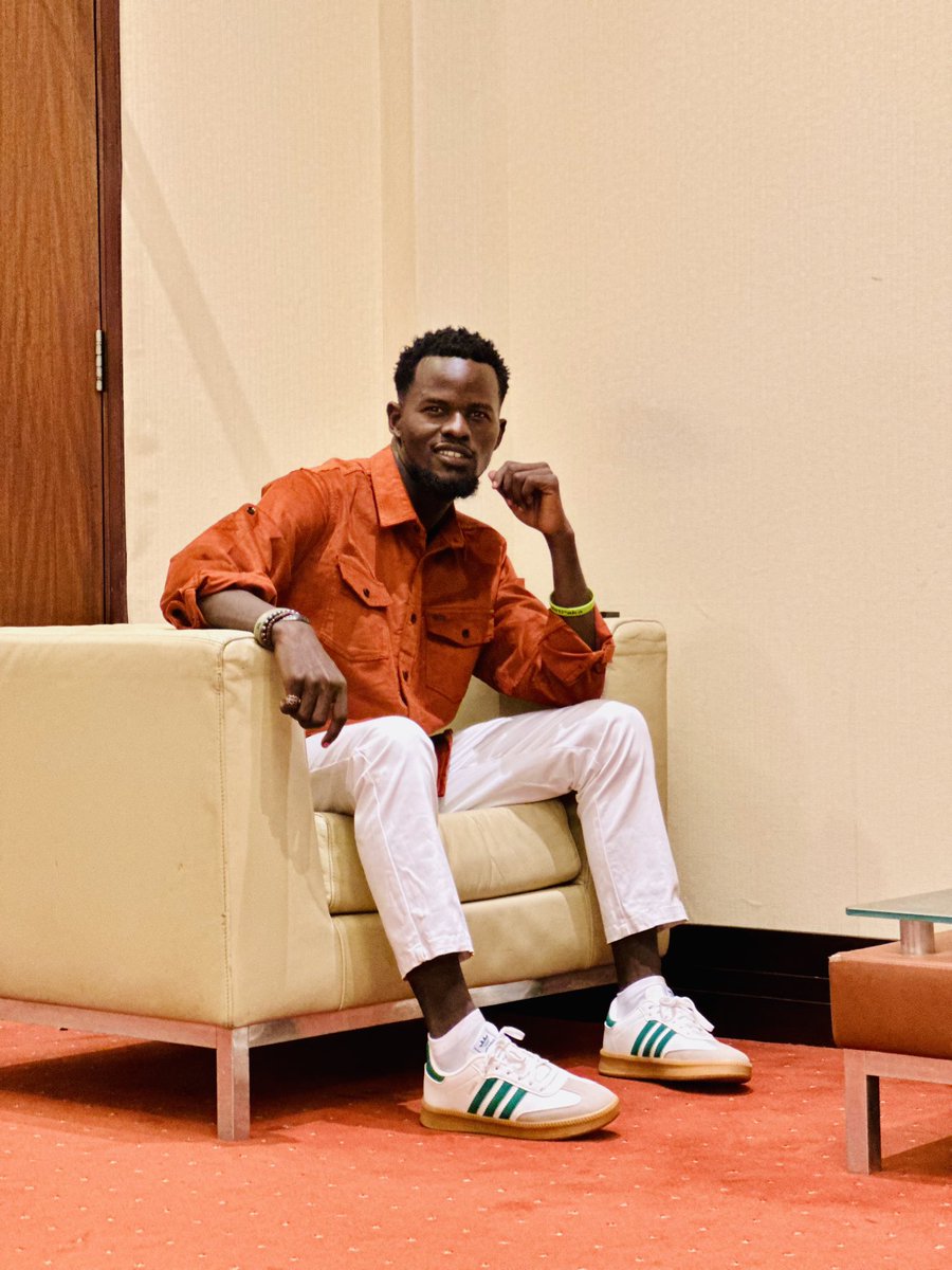Do you know why you  always smile 🤷🏿‍♂️🤷🏿‍♂️🤷🏿‍♂️??