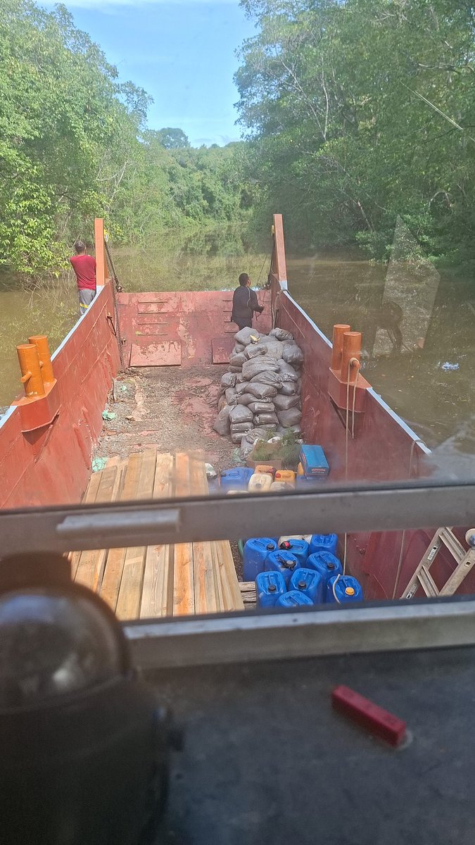 Les hommes bons etudient, executent, produisent, murissent

Les hommes mauvais gemissent, fuient, mentent, denient, pourrissent

Le plus grand drame pour un homme c est d etre coupé de la notion de creation de valeur quelque soit sa nature

Je me suis accordé une semaine a vivre