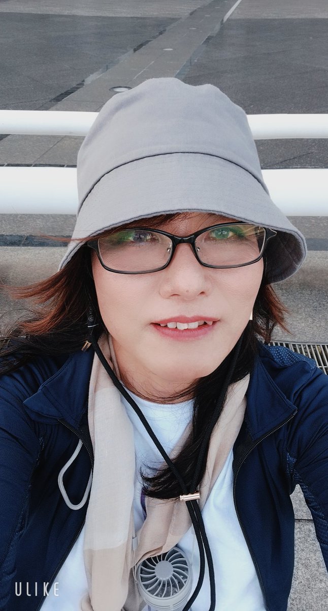 どこにでもいそうなおばちゃん！になれたかなぁ〜✌️
お休みもあと2日悔いなく楽しみましょう〜