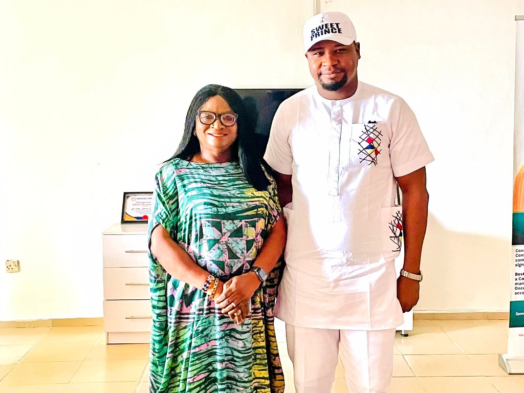 INAHS1010's tweet photo. I, Hon. Inah Simon, Special Assistant Youth Mobilization (North) to Gov. Bassey Otu, visited Dr. Mrs. Beatrice Igwe, Honourable Commissioner for Housing, CRS, to discuss youth empowerment & advancing the People First vision
#ThinkCrossRiver #YouthMobilization #RenewedHope #APC https://t.co/biwzIQ9R5j