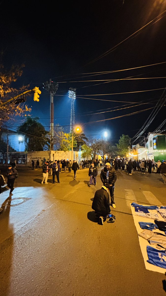 Así va #GyT para enfrentar a Maipu acá en el Gigante.
Abadía 
Chaves, Diaz, Guanini, Montoya/
Méndez, Sivetti, Rinaldi, Heredia 
Reynaga y Gordillo. 

#PrimeraNacional