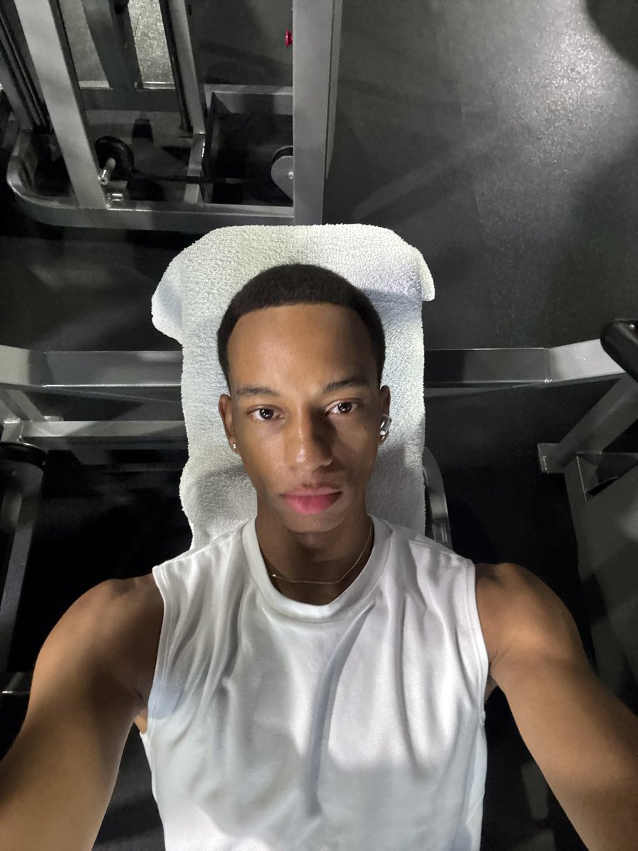 justrahh's tweet photo. Gym 💪🏽 https://t.co/VRrN2wus6s