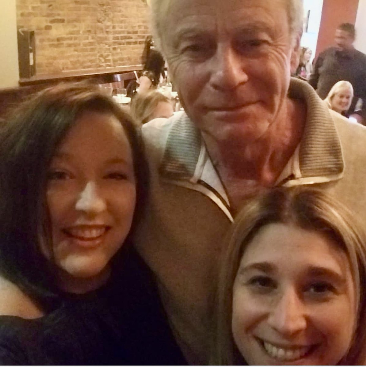 KellieKgriffit's tweet photo. #GeneralHospital
So fortunate to have had the chance to meet #tristanrogers   His talent, humour, and kindness will be remembered.  Condolences to all the Cast and Fans!  RIP #generalhospital #robertscorpio #SoapOperafan https://t.co/5DA4vBmrZ9