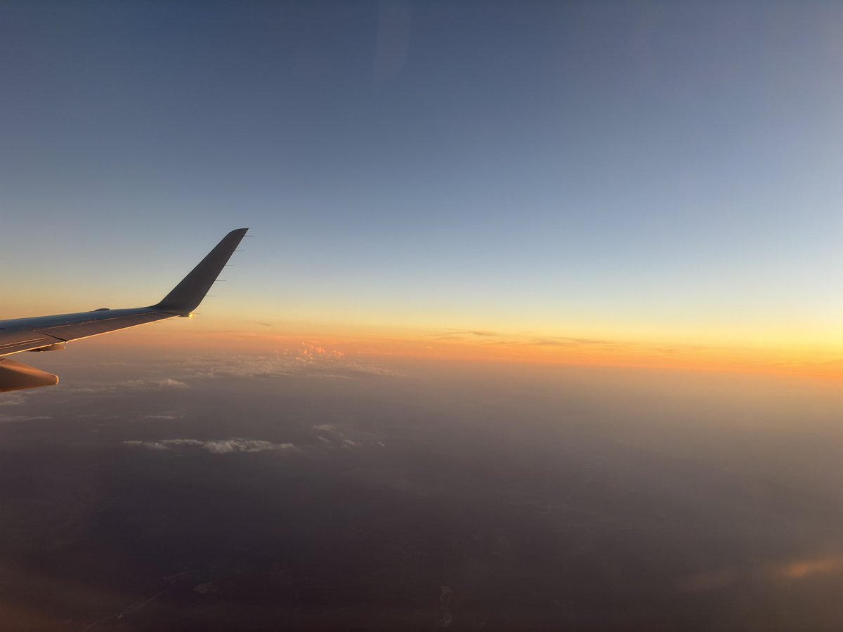 Flying out of Columbus saw a gorgeous sunset. Enjoyed my time in Ohio. Thanks for having me.