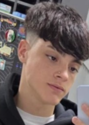 Gonzalo Peralta tiene 17 años, desapareció el 14/8/25 en Neuquén capital. Es delgado, altura 1,75. Se hizo la denuncia, Comisaría 7°. Por favor compartir y avisar #Urgente al☎️299-4933198, o 911       

#Neuquen