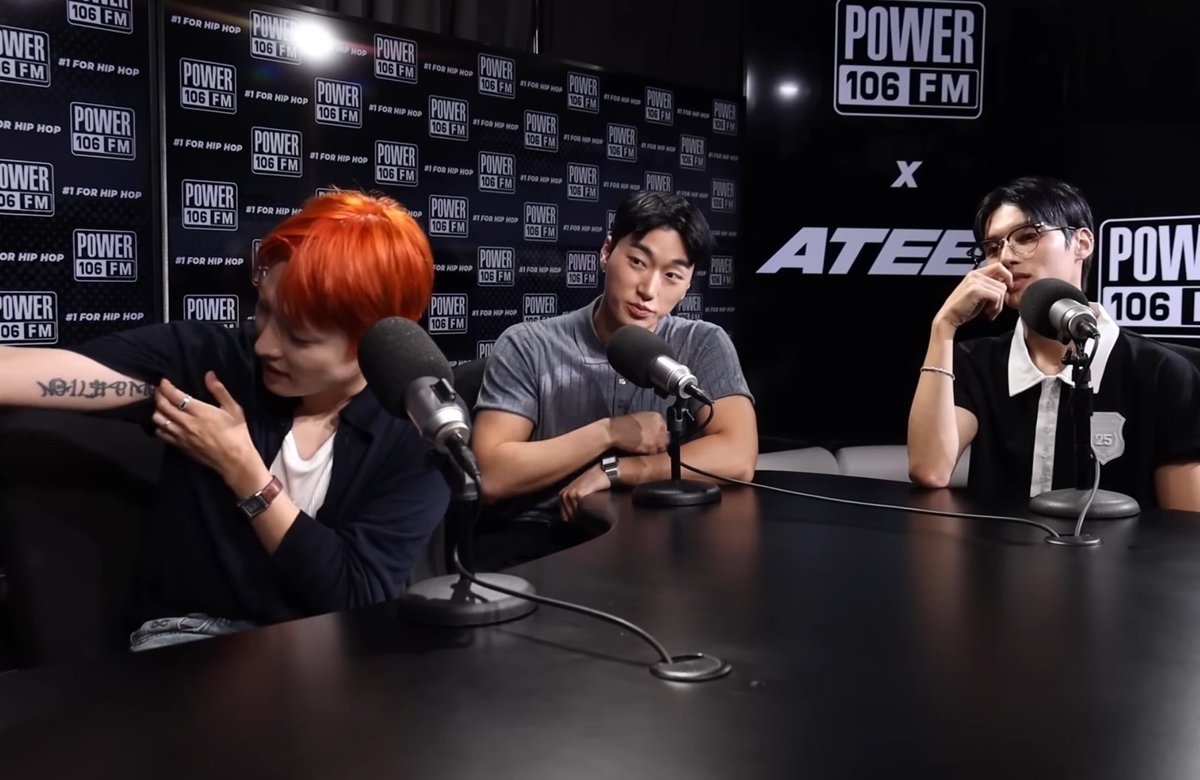 wxxssy's tweet image. wsn pull your pants down and show us yours next