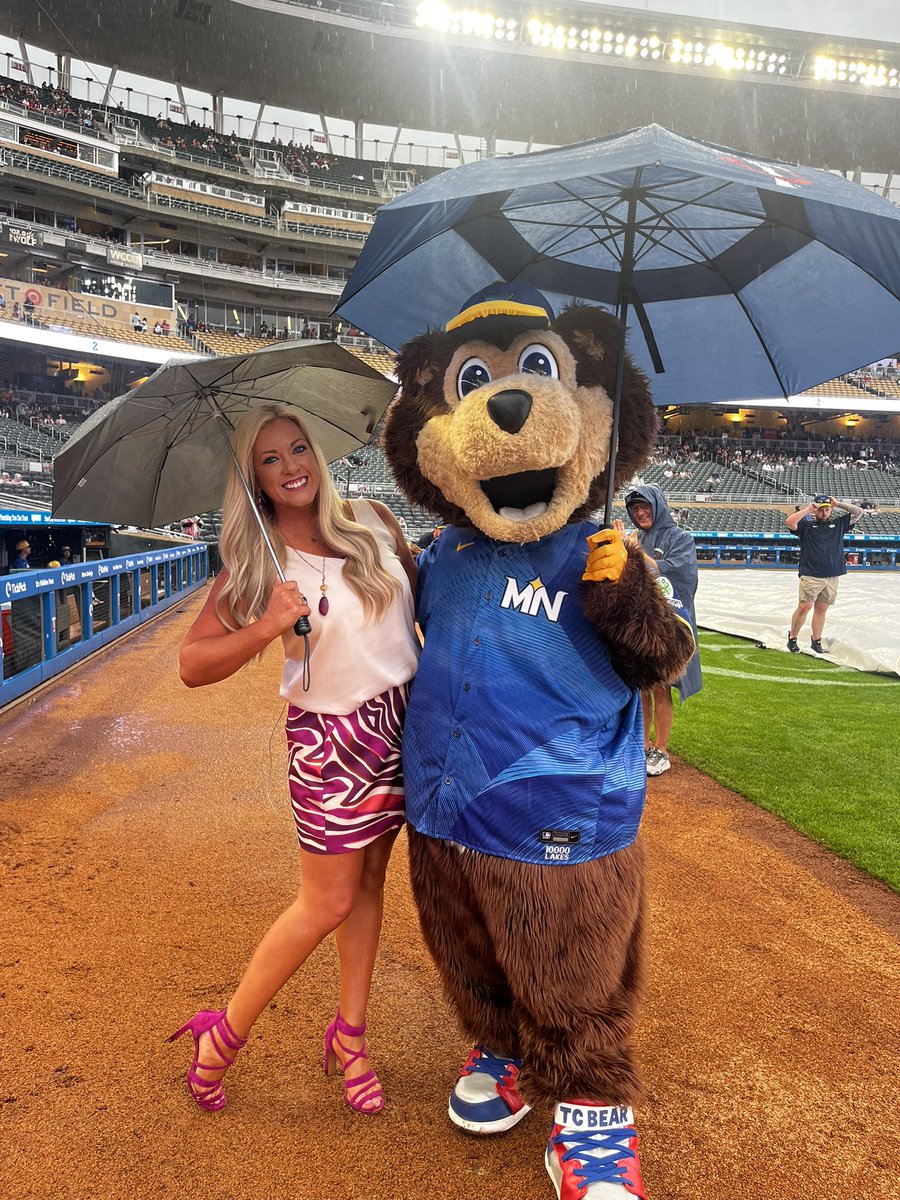 Rain or shine, we bring the smiles! ☔🐻💜⚾<a href="/Audra_Martin/">Audra Martin</a>