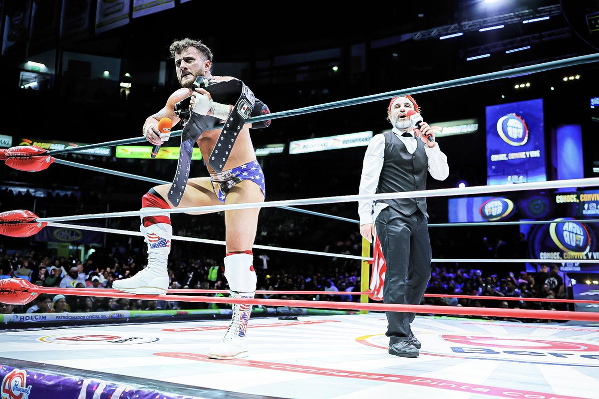 Lucha Libre CMLL tweet media