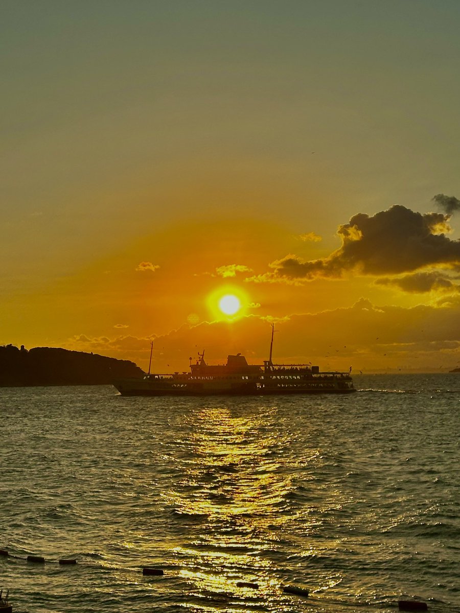 GENÇLER; BU ÜLKE, BU VATAN BU DÜNYA, BU YAŞAM, HEPİMİZİN
#YAŞAMDAŞLIK KÜLTÜRÜ BU COĞRAFYADAN HAYATA YAYILABİLİR Mİ?

Her bilgi işleyen sistem er geç zeka üretir:

Tarihin kavşak noktası, uygarlıkların geçit sahası, kültürler beşiği olan bu coğrafya dünyadaki “enformasyon