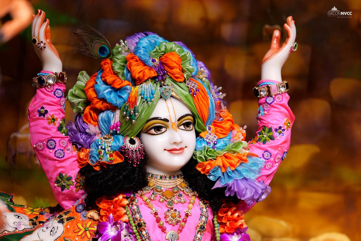 ISKCONPune's tweet photo. 🙏🏽Today's Darshan 📿 🗓16-08-2025🙏
🌷Sri Sri Gaur Nitai🌷
🚩@ISKCONNVCCPune🚩
.
.
#ISKCON #ISKCONNVCC #ISKCONNVCCPune #ISKCONPune
#16thaugust #16thaugust2025 #Saturday #janmashtami #krishna
#krishnajanmashtami #janmashtamispecial
#happyjanmashtami #janmashtami2025 #Vrindavan https://t.co/Tlq3YLXH9J