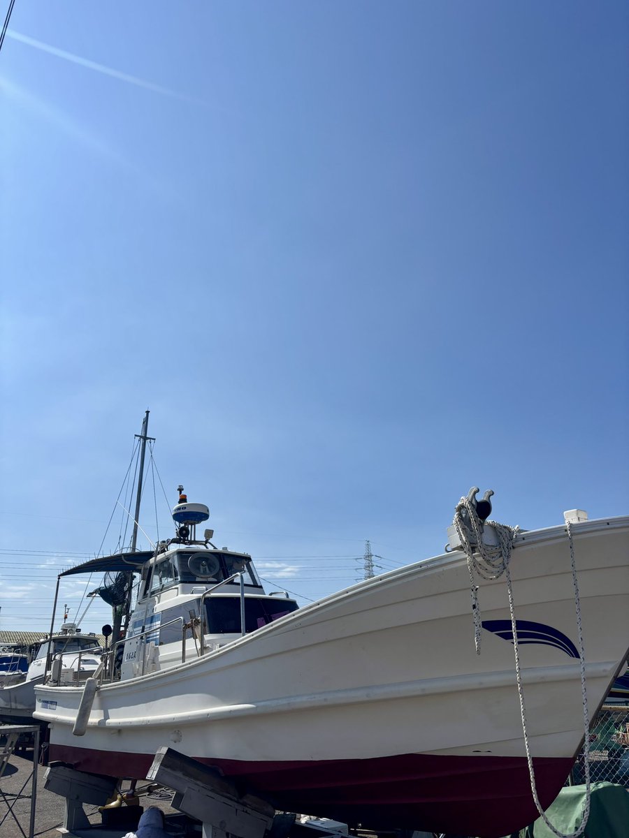 tomo3t's tweet photo. 訳あって真夏のペンキ塗り😱😱😱 https://t.co/2FzWnTjWs9