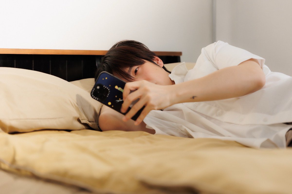 มองดูนาฬิกา เมื่อไรจะ 13.00 น. นะ อยากดู MV แล้ว

BIU MEMORY NEVER FADES

#MVGhostinMemory