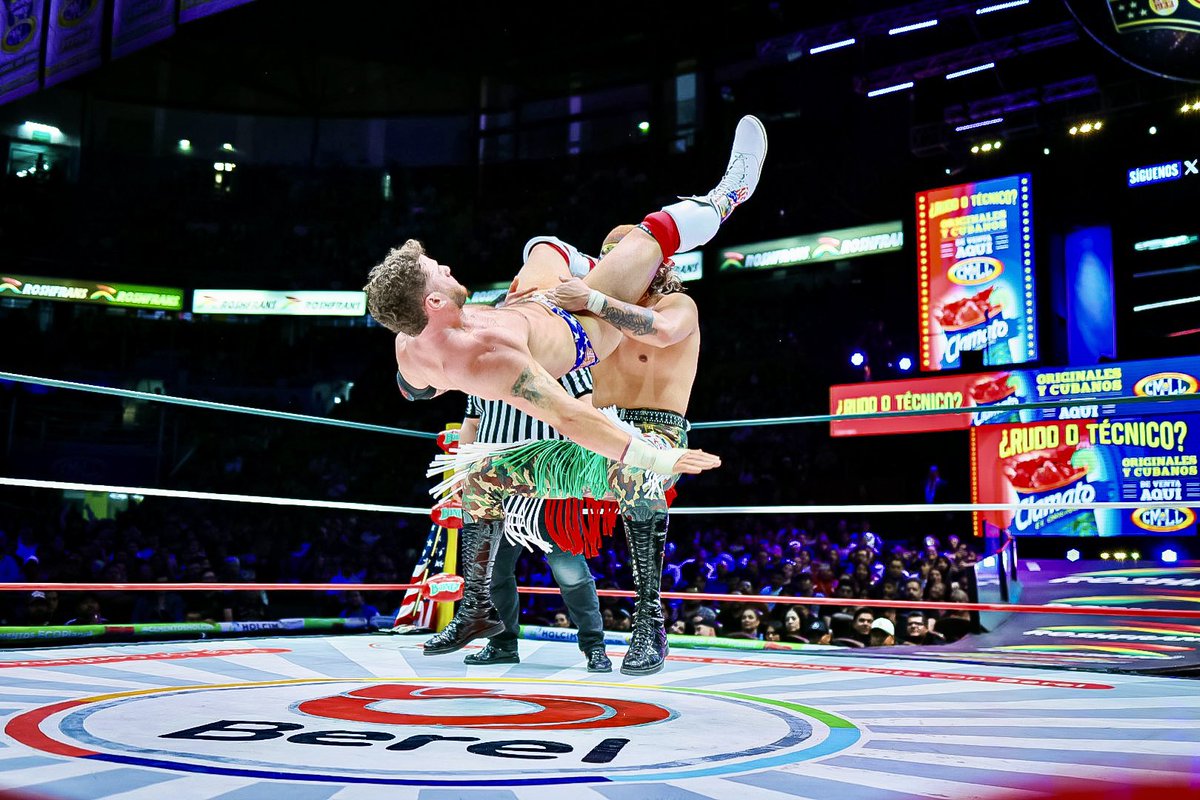 Lucha Libre CMLL tweet media