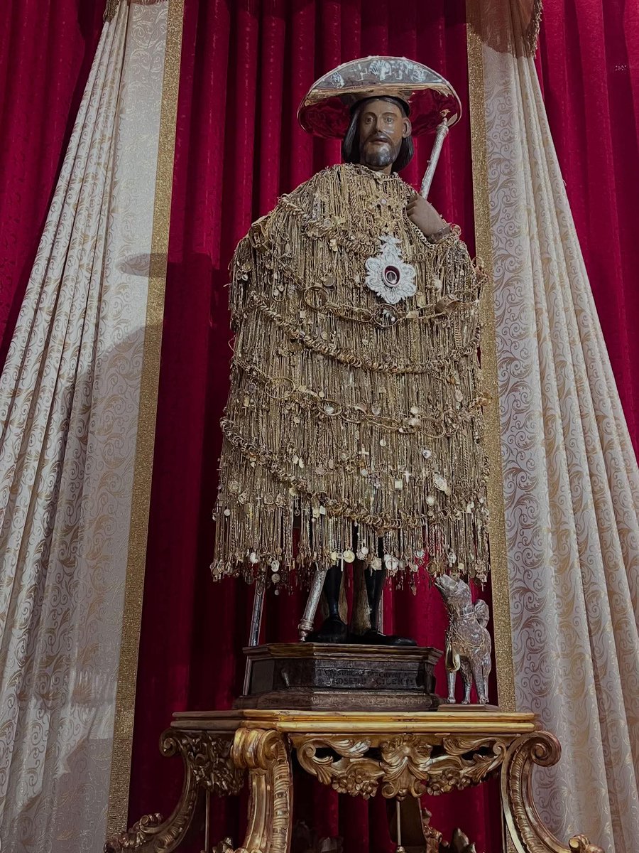 prolocobas's tweet photo. Buon #sanrocco ❤️
#tolve #Basilicata https://t.co/Gms2XCZMi2