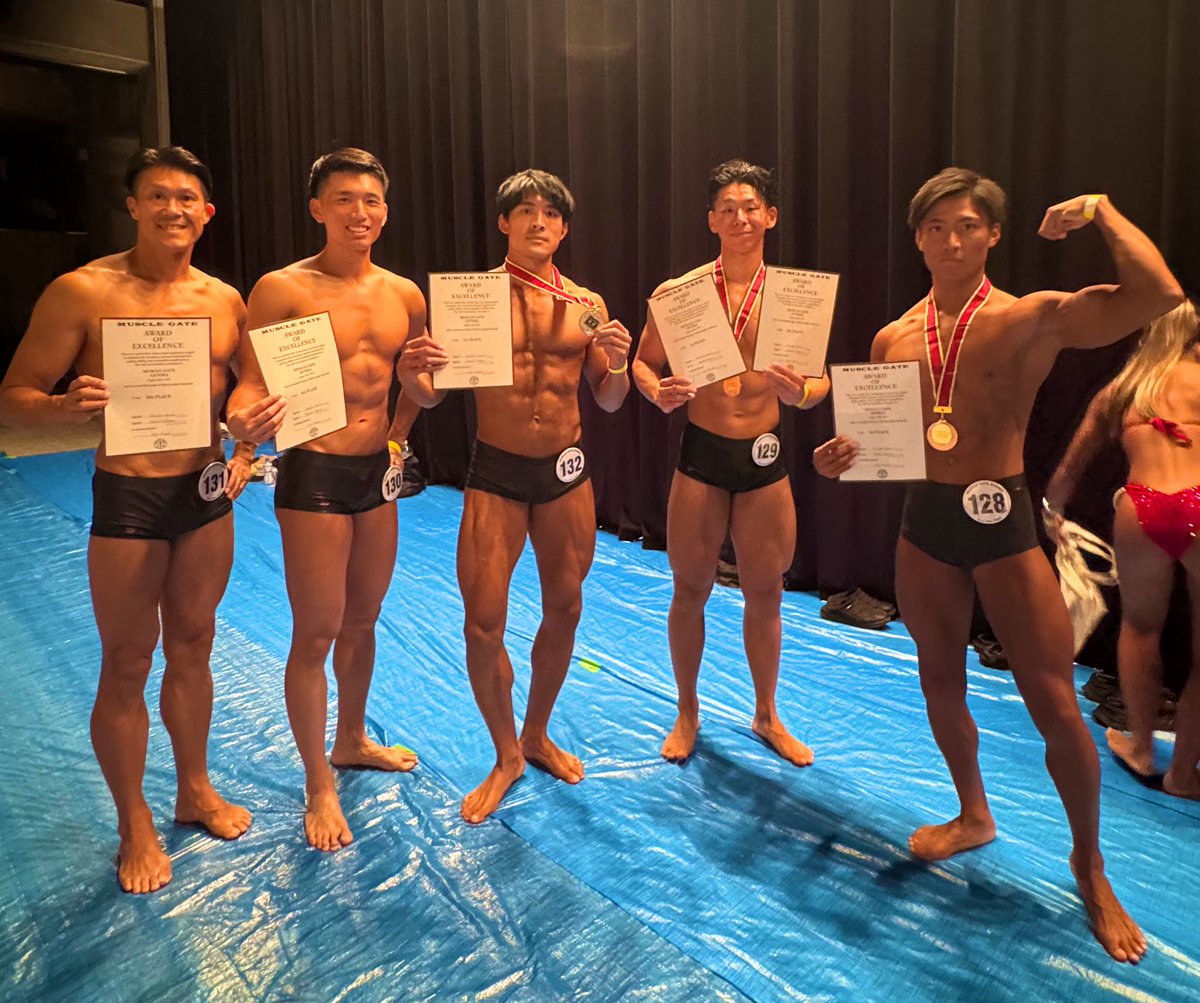 m1toritai's tweet photo. この度.

「　#マッスルゲート　群馬大会」

クラシック・フィジーク💪🩲
　新人の部にて、優勝🏆を
　　納めることが出来ました♪🎖️

沢山の応援ありがとうございました https://t.co/RbDBmPPx2V