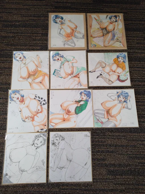 現状の色紙、寝るまでにあと2枚描きたい。 