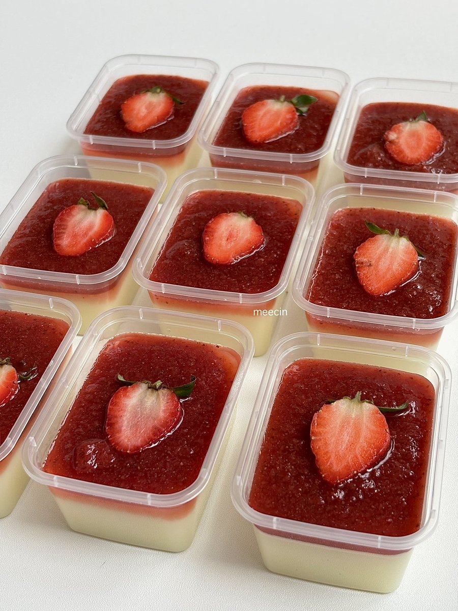 meecin_'s tweet photo. Aku bikin pudding strawberry untuk memeriahkan #Weekend17an enak banget ya Allah dimakan dingin-dingin rasanya manis, asam, segar Allahumma Bariik.
૮₍ ´ ꒳ `₎ა🍮🍓🇮🇩 https://t.co/p0daYOQhwB