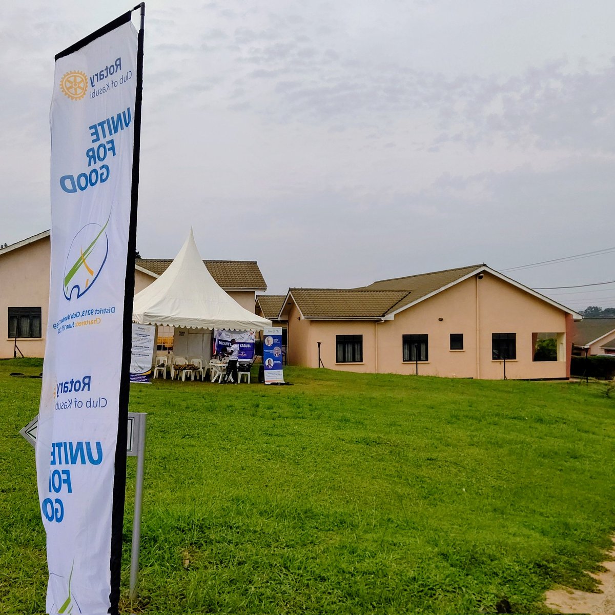 Happening now 
The family at the hill visits Impala National Housing Estate for an aerobic session and integration with the community session 
#RotaryEyamba
#AmasiroPost
#RCKasubi