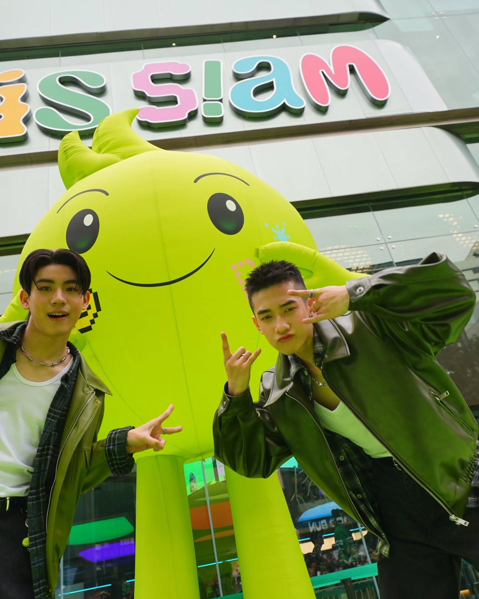 It doesn’t matter where we are, as long as I’m standing right next to you.