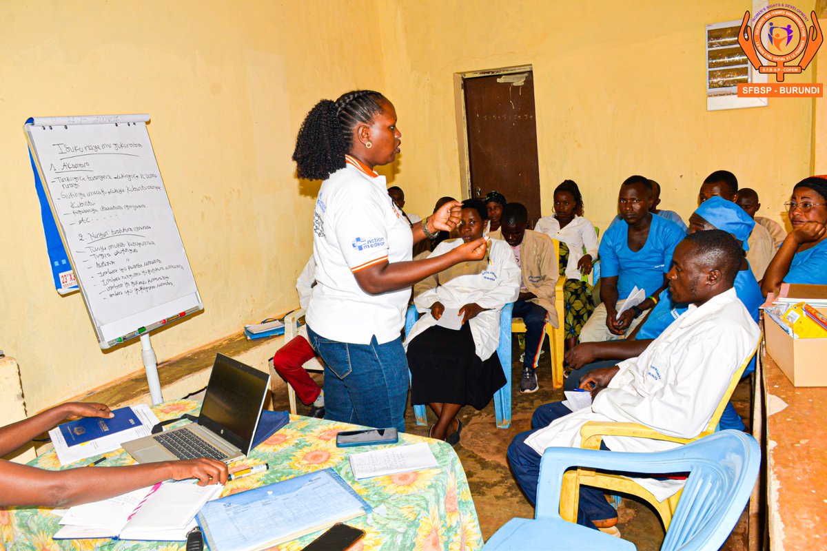 SFBLSP_BURUNDI's tweet photo. 1/4Ds le cadre d’assurer une bonne continuité ds activités de la prise en charge médicale gratuite ds réfugiés,la #SFBSP a mené du12-14Aout 2025 1e miss°de suivi ds activités&amp;de renforcema ds capacités ds hygiénistes&amp;prestataires de soins sr l'hygiène en milieu de soins de santé https://t.co/l9lKyVRkjs