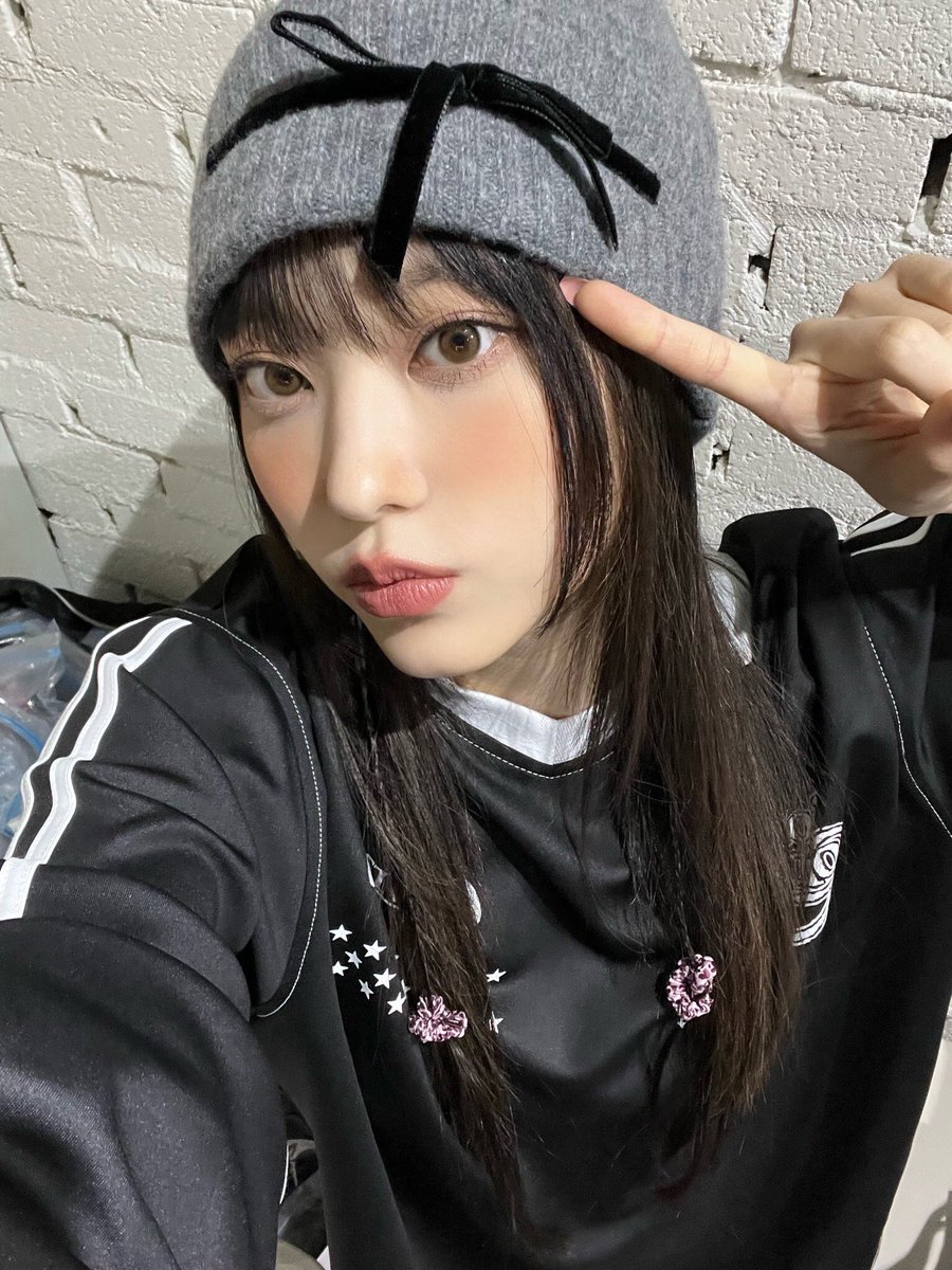 반달 tweet media