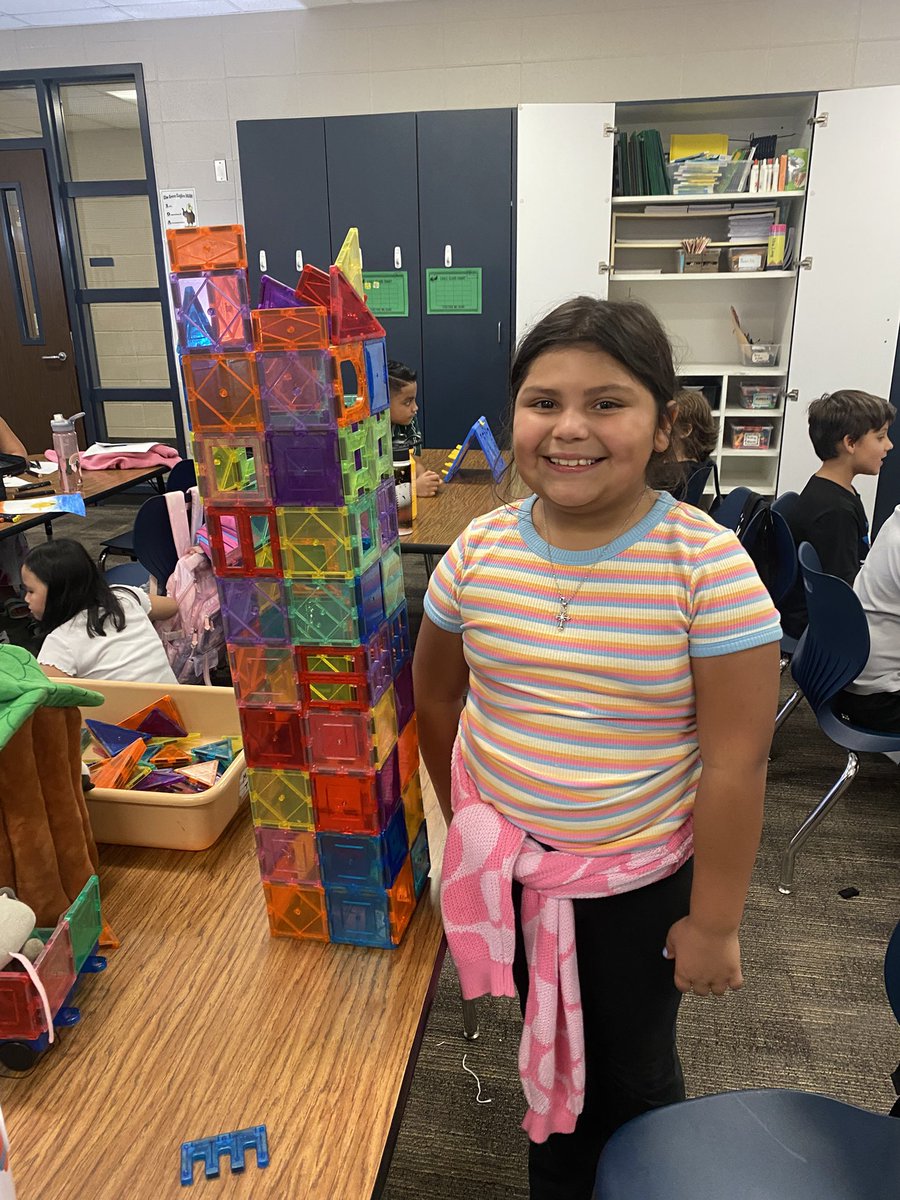 Mrs.Ling (@mrsling_ege) on Twitter photo Community Time helps students be creative, use problem solving skills, & practice social skills… plus gain friendships along the way! 🎲🎨🧱 <a href="/HumbleISD_EGE/">Elm Grove Elementary</a> Community Time helps students be creative, use problem solving skills, & practice social skills… plus gain friendships along the way! 🎲🎨🧱 <a href="/HumbleISD_EGE/">Elm Grove Elementary</a>