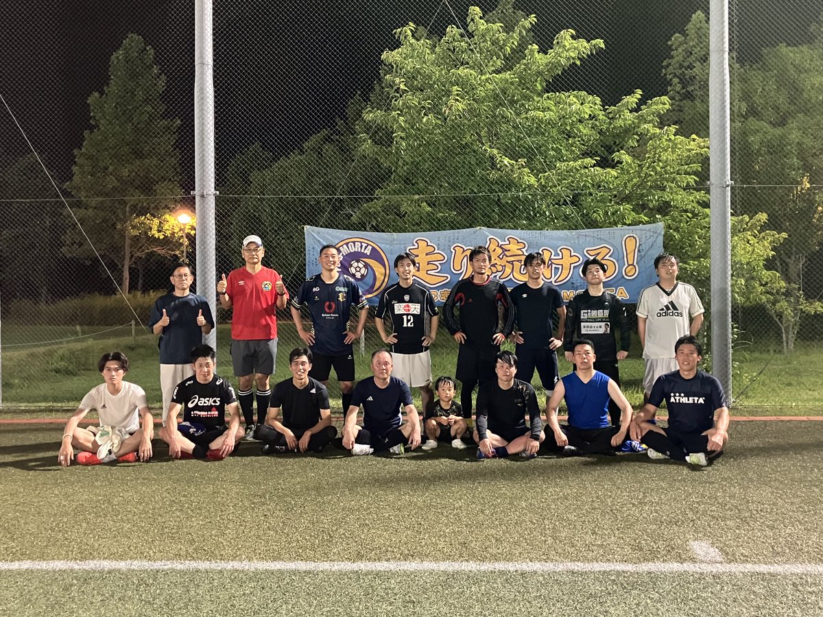fcsmolta's tweet photo. 昨日は、オールモルタサマーでした。13人が駆けつけてくれて、いつも通りファルコと対戦ができました。

ゲームは6－5で勝つことができました。

頑張っている新しい情報が聞けたり、更には新しい家族を紹介してくれたりすると、とても元気になりました。

冬は12月28日を予定しています。 https://t.co/nqEhvGY9y5