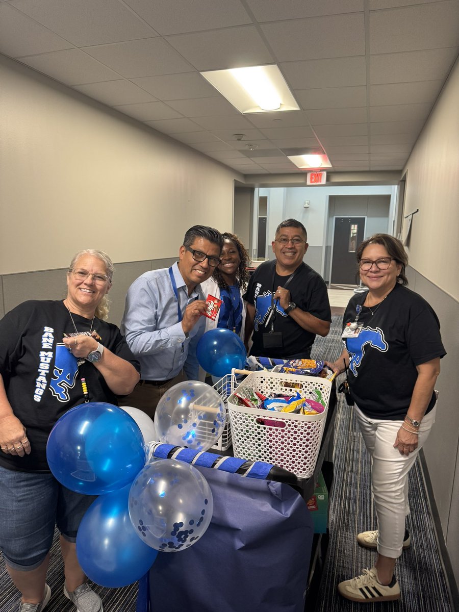 Hailey Reinhardt tweet media