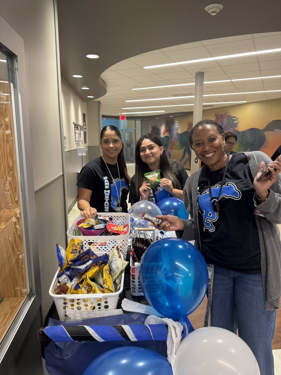 Hailey Reinhardt tweet media