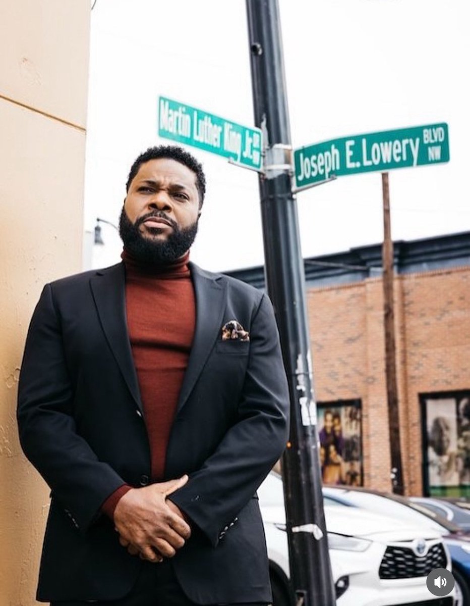 BerniceKing's tweet image. It’s hard to believe that this dear brother shook off and discarded his body. But there’s glory after this. #MalcolmJamalWarner 🙏🏾