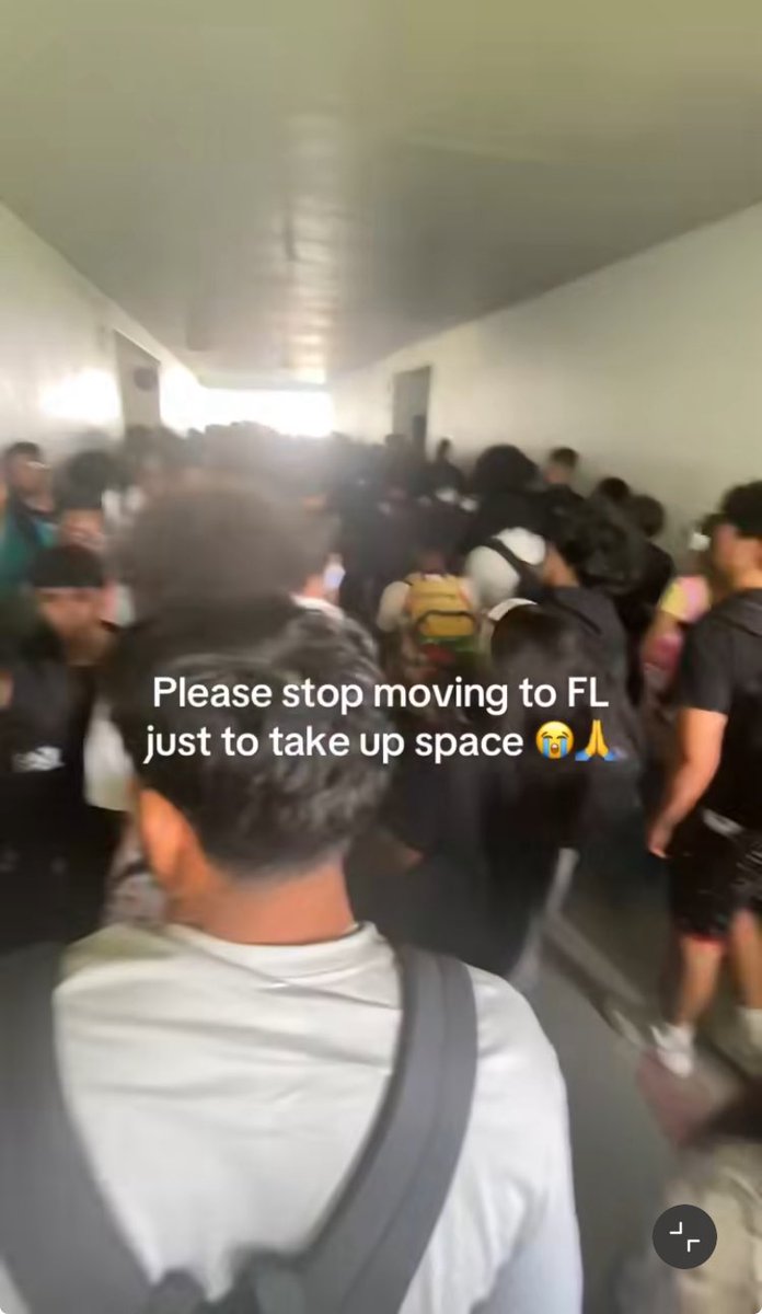 Zovafire's tweet photo. Instagram is right get the fuck outta Florida and go back to the state you came from #stateism #floridianflorida #statist https://t.co/ttXr3rGIDZ
