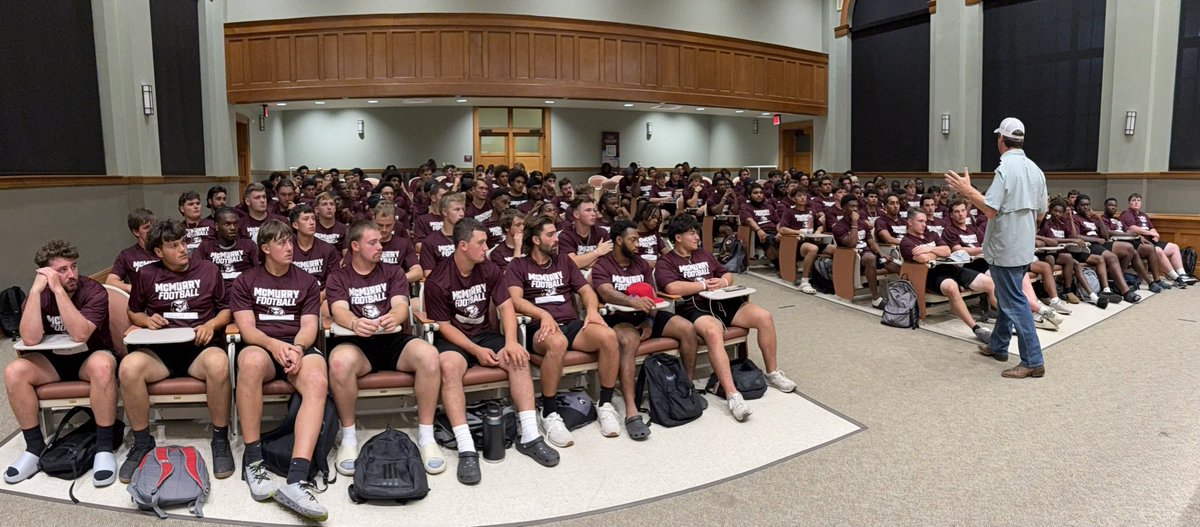 The great “Little” Jon Rhiddlehoover in the house!!! Forever a McMurry Man!!!

What a powerful message. Thank you for investing in this program.

#AlaCumba
#UnfinishedBusiness 
#WarHawksFAW