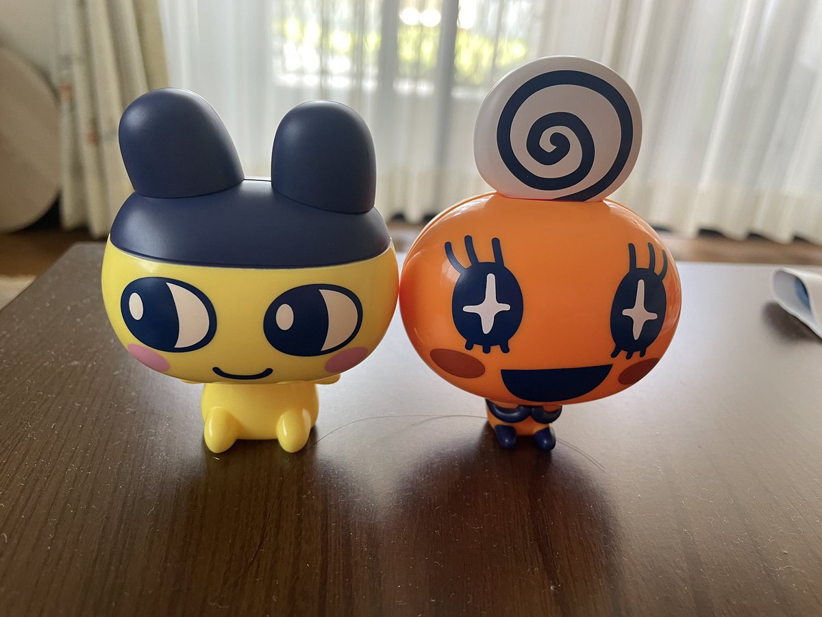 たまごっちのカプセルフィギュア？
まめっちとめめっちが当たった！！
4種で被りやばそうやからコンプは目指せず笑