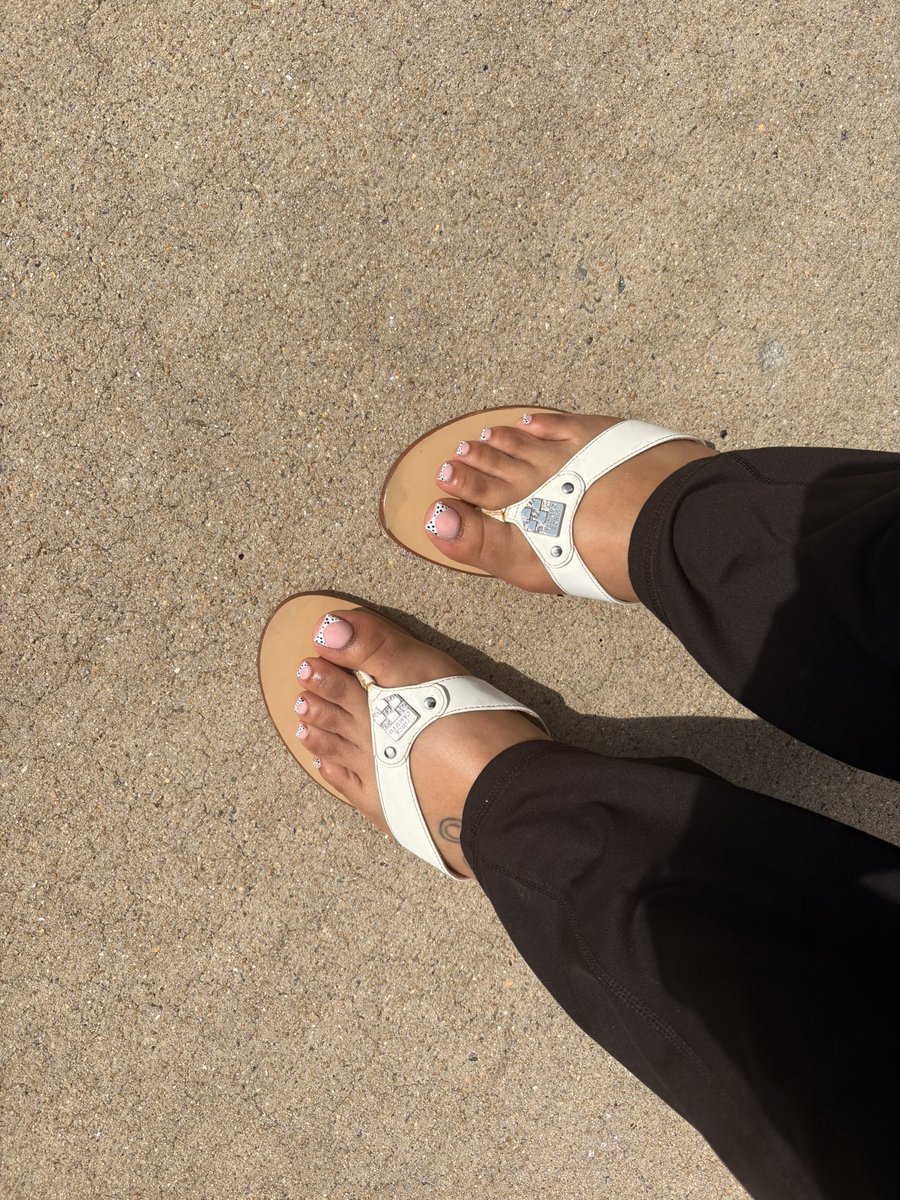 Phukme_'s tweet photo. Like what you see?? Exclusive custom content made for true admirers 💎

#FootFetish #FeetPics #FootGoddess #Toes #PrettyFeet #FootLover #FootModel #ViralFeet #ExclusiveContent #Custom #SoftAndSexy #GoddessVibes #BarefootBeauty #SeductiveSoles

https://t.co/jIkQPvCCbe https://t.co/Pr6UN4DK82
